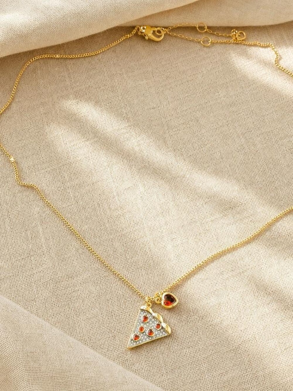 kate spade pizza necklace
